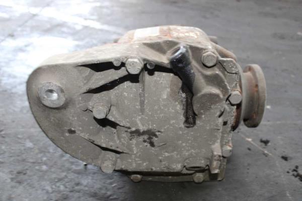 PONT ARRIERE BMW SERIE 5 E60 520D - Vue 4